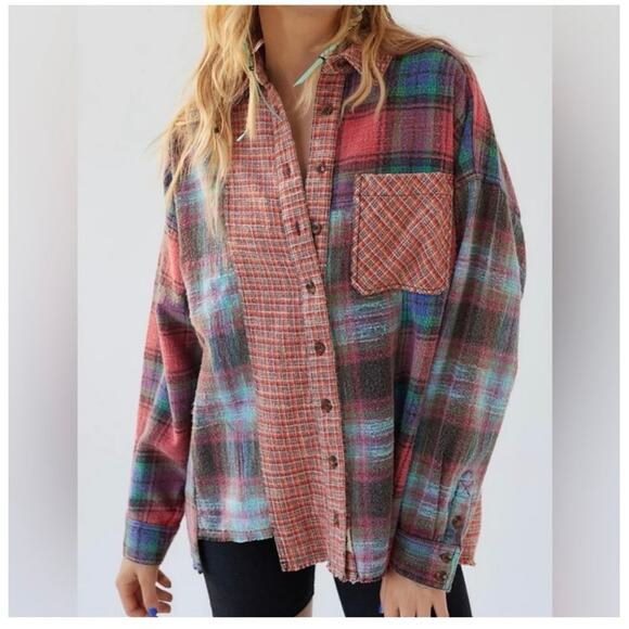 Urban Outfitters Tops - Urban Outfitters Patchwork BDG Robbie Spliced Flannel Button Down Size Large